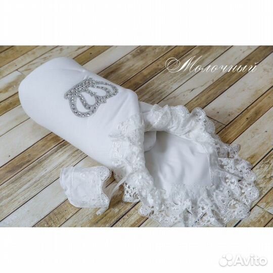 Конверт на выписку Великолепный молочный