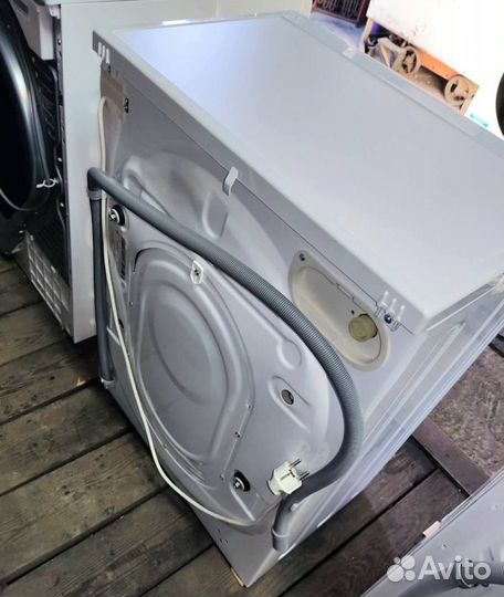 Инверторная стиральная машина Hotpoint - 6 кг