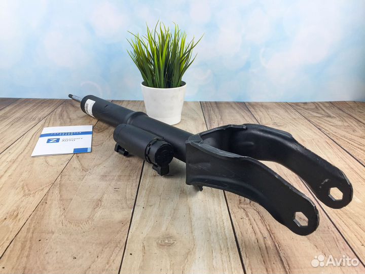 Амортизатор передний Mercedes GLS / GLE X166 W292