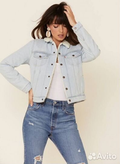 Оригинал Levi’s Женская джинсовая куртка голубой