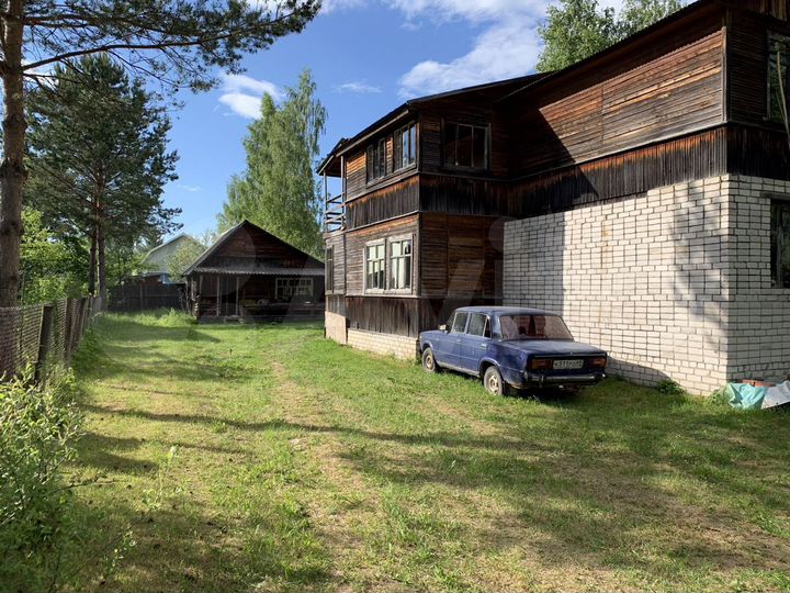 Дача 350 м² на участке 16 сот.