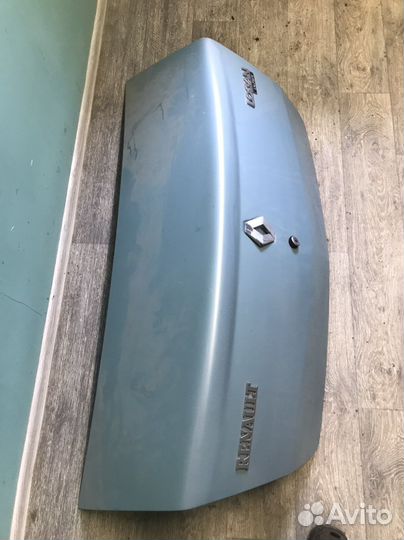 Крышка багажника Рено Логан