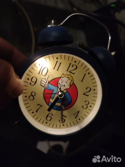 Настольные часы будильник по мотивам Fallout