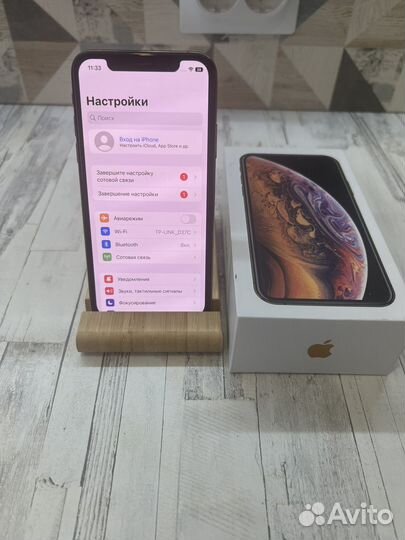 iPhone Xs, 64 ГБ