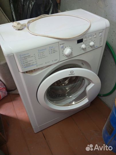 Стиральная машина Indesit iwud 4085
