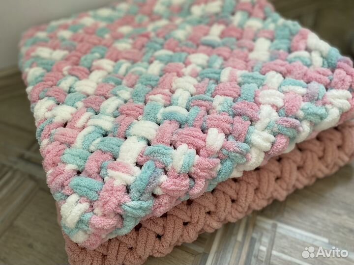 Плед на детскую кровать