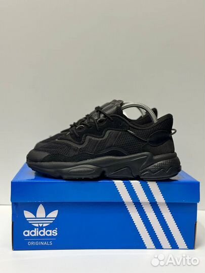 Кроссовки Adidas Ozweego