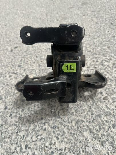 Подушка коробки toyota