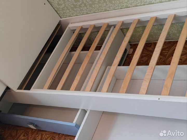 Детская кроватка трансформер с маятником