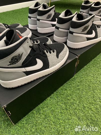 Jordan 1 MID elefant TOE