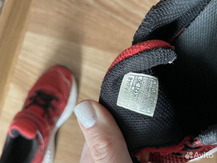 Кроссовки для девочки