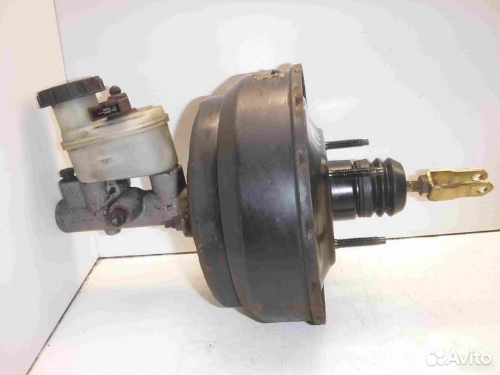 Вакуумник с гтц Nissan Primera P11E 96-02