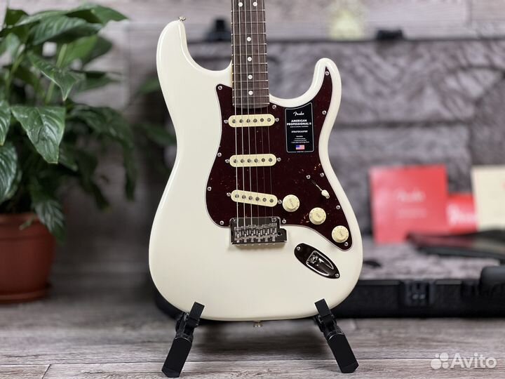 2024 NEW 70th Fender American Professional II Stra