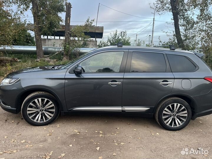 Mitsubishi Outlander 2.4 CVT, 2019, 102 500 км