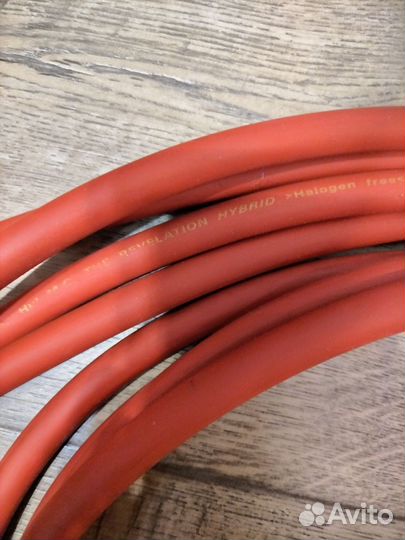 Акустический кабель Van den Hul The Revelation