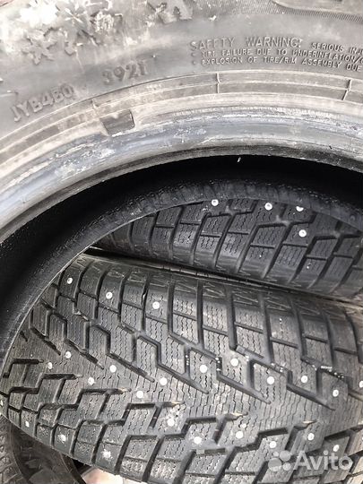 Rotalla Ice-Plus SR1 215/60 R17