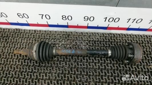 Привод передний левый volkswagen bora 1 (UBE08KS01