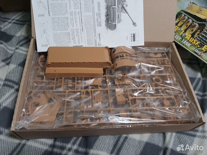 Модель танка Звезда Тигр T-VI и су-100