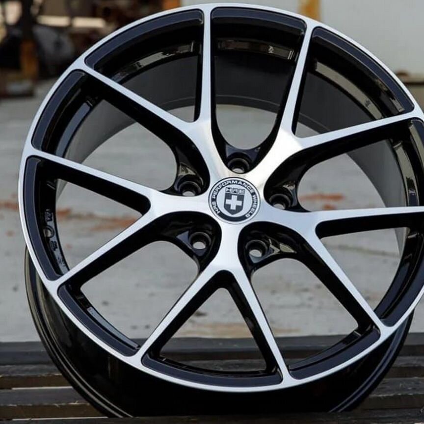Литые диски HRE P101 8×R18 5×114.3
