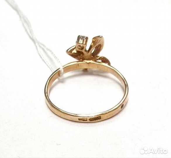 Кольцо с синтетическим камнем Золото