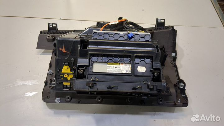 Бардачок Volkswagen Touareg, 2013