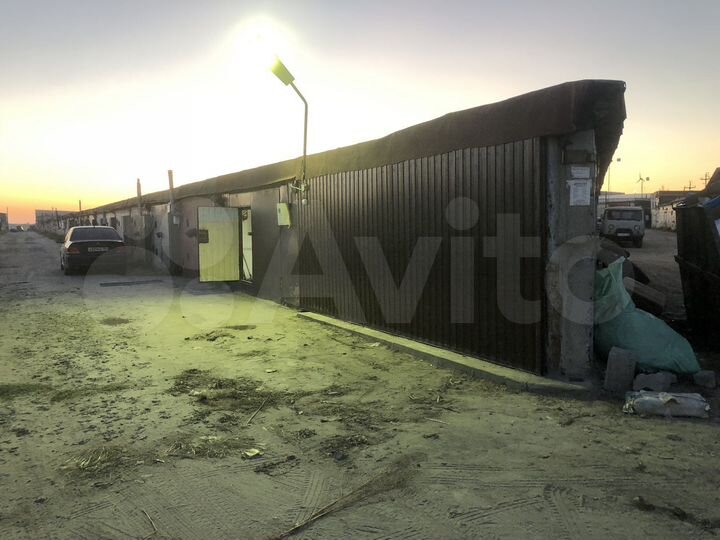 Гараж, > 30 м²