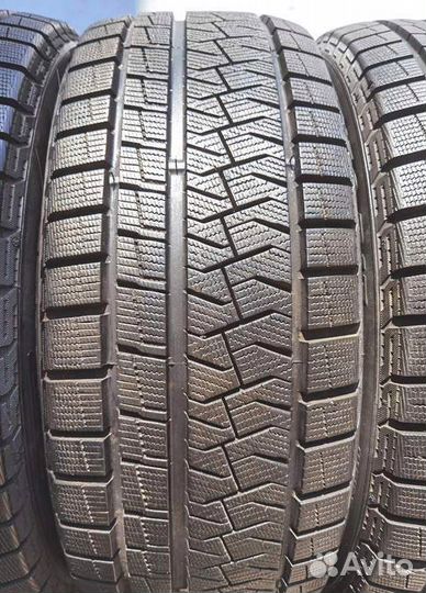 Pirelli Ice Asimmetrico 225/50 R17 94Q
