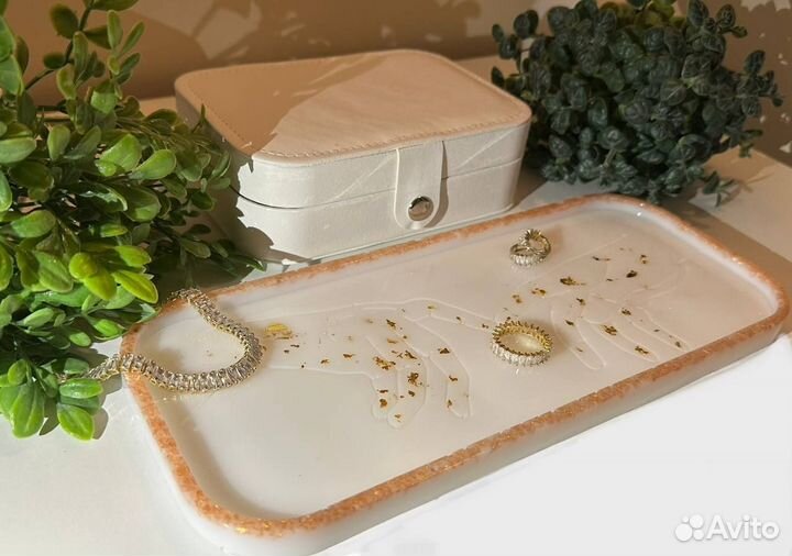 Подставка для украшений 