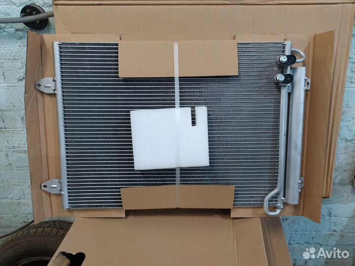 Радиатор кондиционера Passat B6, CC