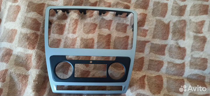 Рамка под магнитолу