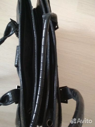 Сумка нат кожа черная не носила