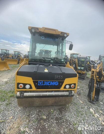 Дорожный каток XCMG XD103, 2023