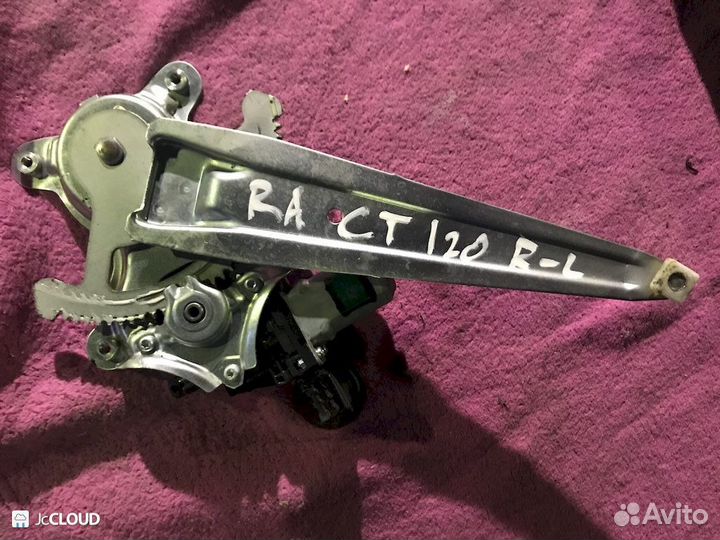 Стеклоподъемник на toyota ractis NCP120 1nzfe