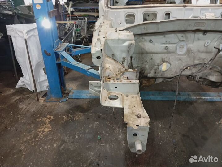 Лонжерон передний правый Kia Rio 2 (JB)