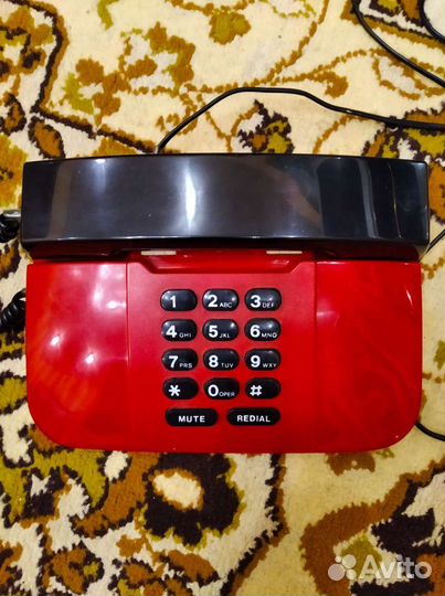 Стационарный телефон