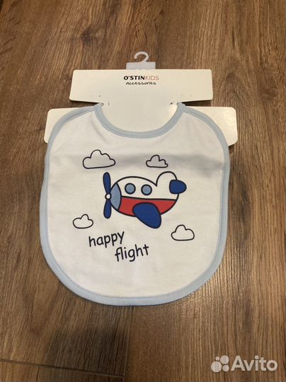 Слюнявчик ostin