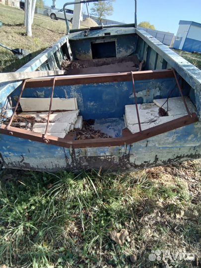 Лодка с матором