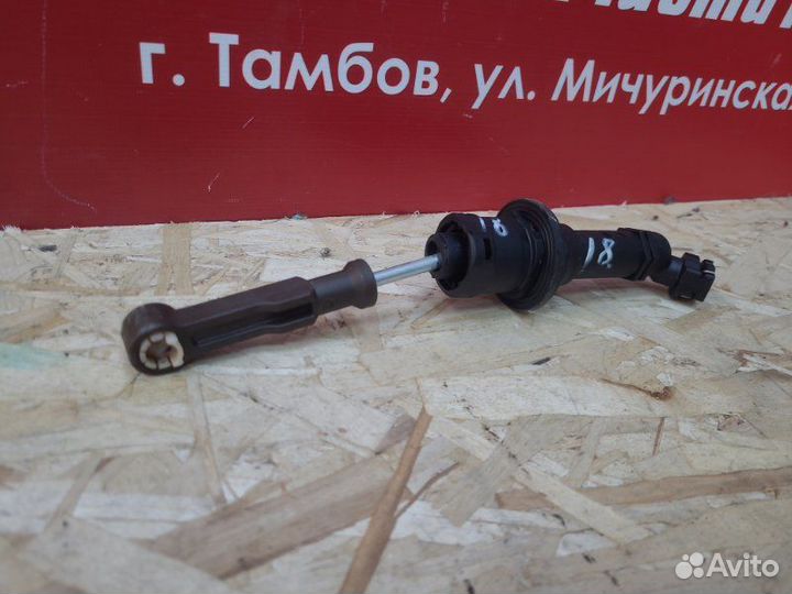 Главный цилиндр сцепления Renault Logan