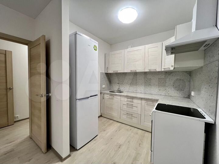 1-к. квартира, 35 м², 13/23 эт.