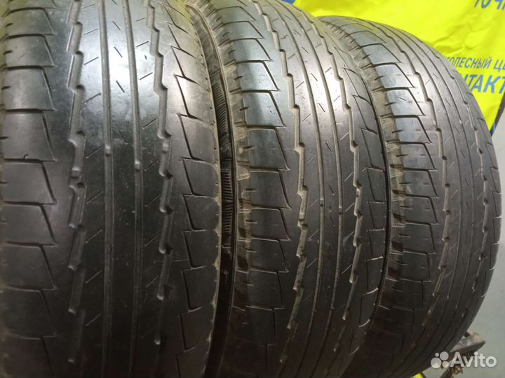 Kumho Road Venture ST KL16 235/75 R16