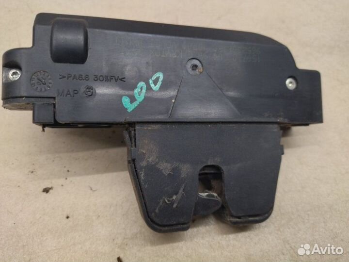 Замок багажника задний Citroen C4 5DR хэтчбек EP6