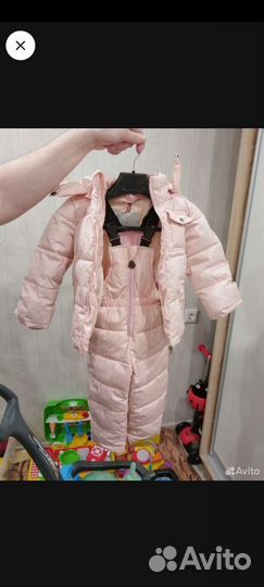Зимний комбинезон для девочки