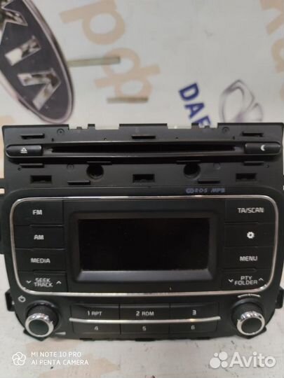 Магнитола штатная б.у Kia Cerato с13
