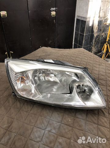 Фара передняя правая Лада Гранта