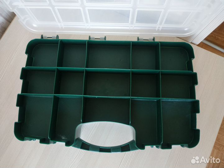 Ящик,рукавицы