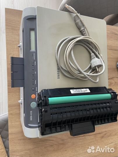 Мфу лазерный samsung SCX-4200