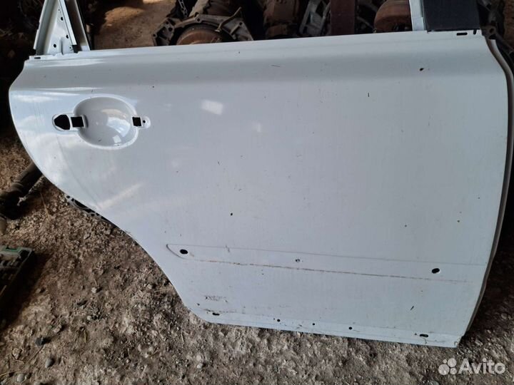 Дверь задний правый на Volvo S40