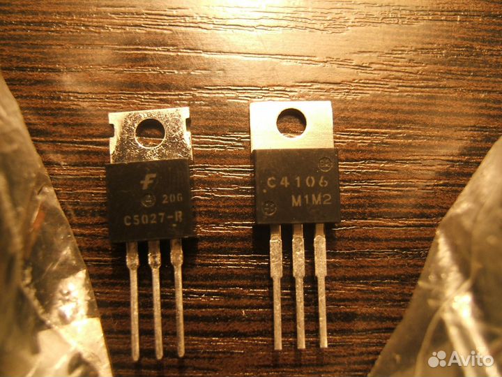 Продам транзисторы 2SC5200 и 2SA1943 и др