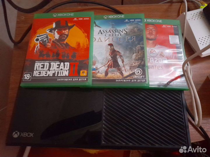 Xbox One 4K + игры