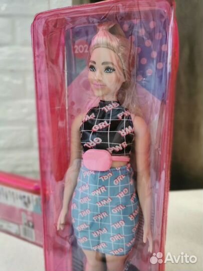 Кукла Barbie Игра с модой